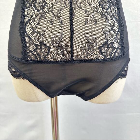Abercrombie and Fitch black lace teddy lingerie bodysuit size small - Picture 13 of 16